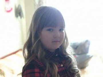 Для юної волинянки, яка хворіє на рак, шукають донорів крові