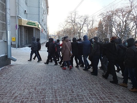 Під Чернігівською ОДА «ростуть» барикади. ФОТО