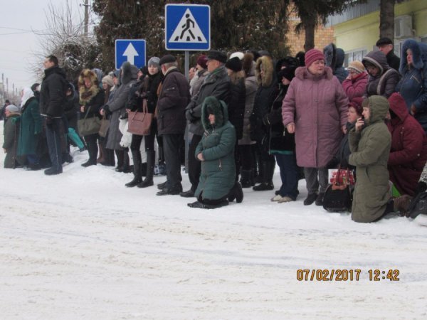 Волинь на колінах зустріла загиблого бійця Маріса Камінського