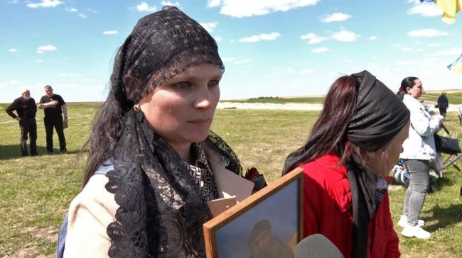 На Волині попрощалися з воїном, якого в Німеччині порізав росіянин. ВІДЕО