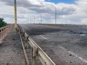 ЗСУ вдарили по Антонівському і Дар'ївському мостах