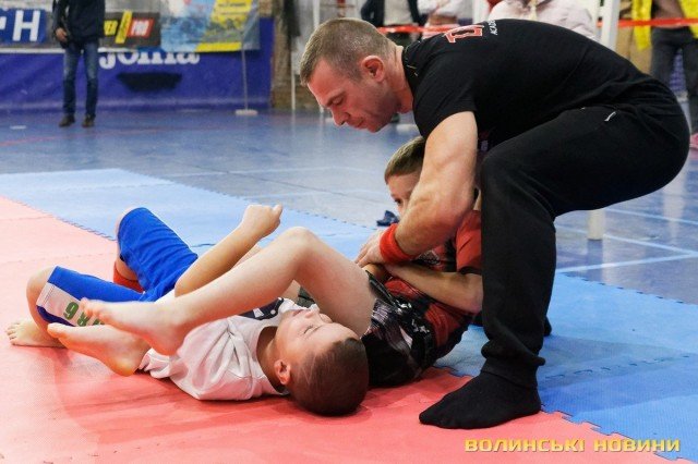 До Луцька на фестиваль бойових мистецтв приїхали бійці з Італії. ФОТО