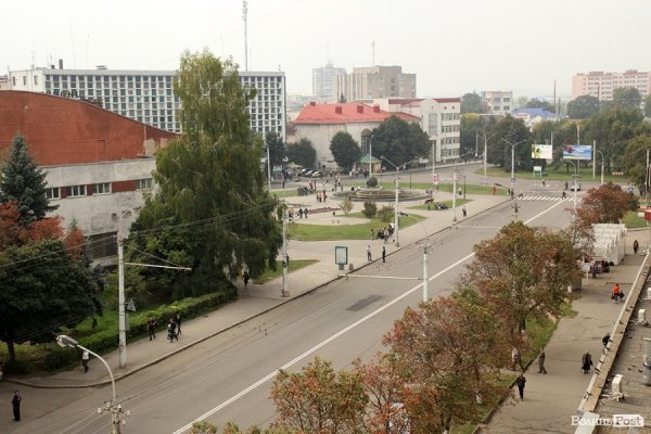 Янукович у Луцьку: центр міста стоїть у заторі. ФОТО