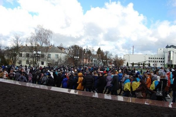 Другий день Нового Майдану у Луцьку. ФОТО