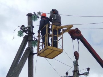 У населених пунктах на Волині відновили електропостачання