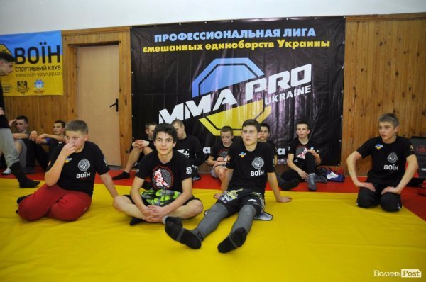 Сила духу та міць тіла: де з луцьких підлітків роблять воїнів