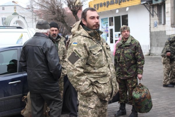 Волинські бійці, що боронили Дебальцеве, повернулись зі Сходу. ФОТО