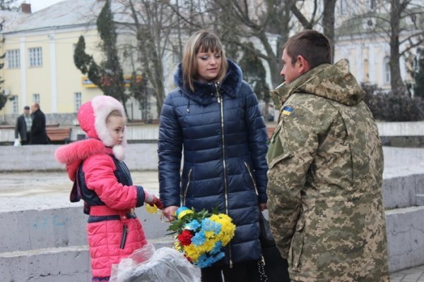 Волинські бійці, що боронили Дебальцеве, повернулись зі Сходу. ФОТО