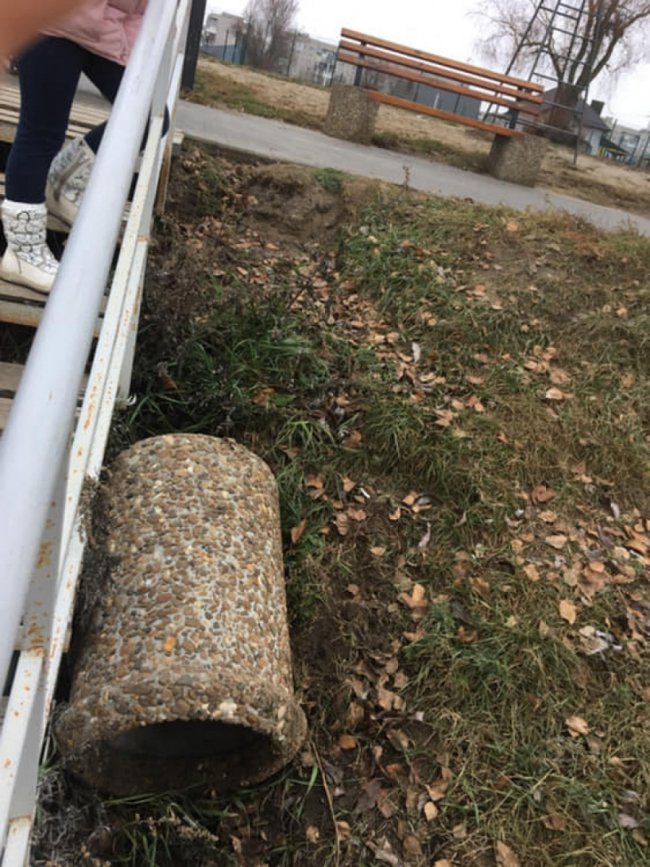 У Ковелі вандали понищили смітники