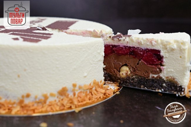 Кулінарна візитка: у Луцьку з’явився фірмовий торт*