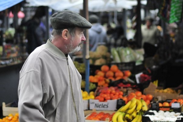 Центральний ринок. БУДНІ МІСТА