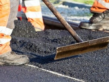 З наступного тижня у Луцьку ремонтуватимуть дороги на чотирьох вулицях