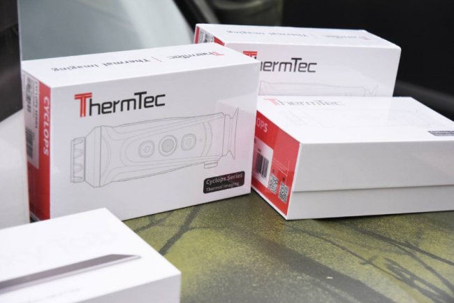 Луцьк передав воїнам тероборони 4 позашляховики та техніку. ФОТО