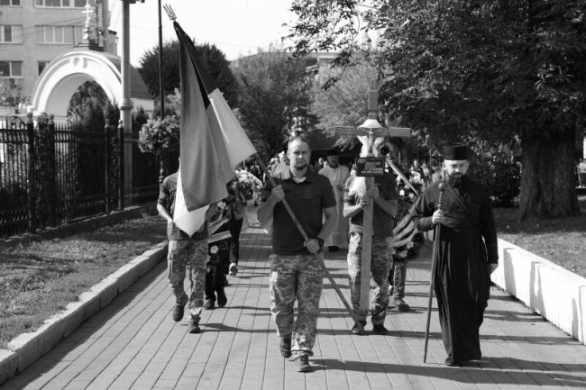 Помер у російському полоні: у Луцьку попрощалися із Героєм Борисом Борисюком