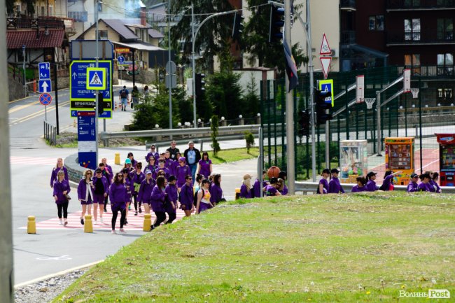 Мирна армія: десантниць Жіночого руху «За майбутнє» навчали, як захищати себе фізично та морально