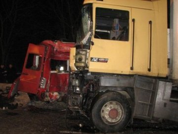 Біля Рівного розбився автобус з прочанами: 9 загиблих