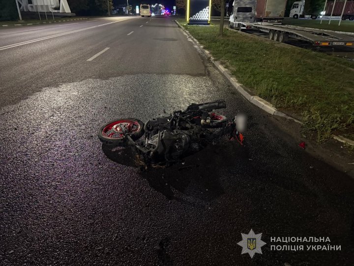 Водій автомобіля ГАЗ був п'яний, 16-річний мотоцикліст -  у реанімації: у поліції повідомили деталі аварії на Волині