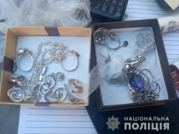 Львівських злодіїв, які «чистили»  квартири у  Луцьку, взяли під варту