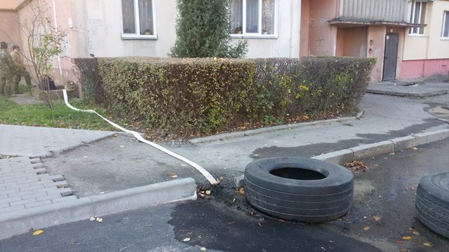 У Луцьку вулицю залило гарячою водою 