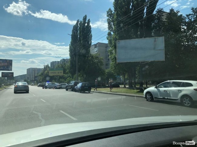 У Луцьку на проспекті Соборності – аварія. ФОТО