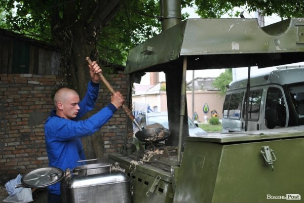Президент Польщі приїхав у Луцьк помолитися. ФОТО