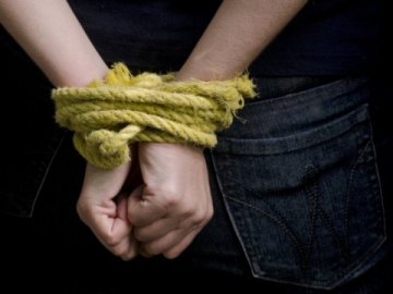 Син організував власне викрадення, аби отримати викуп у  матері