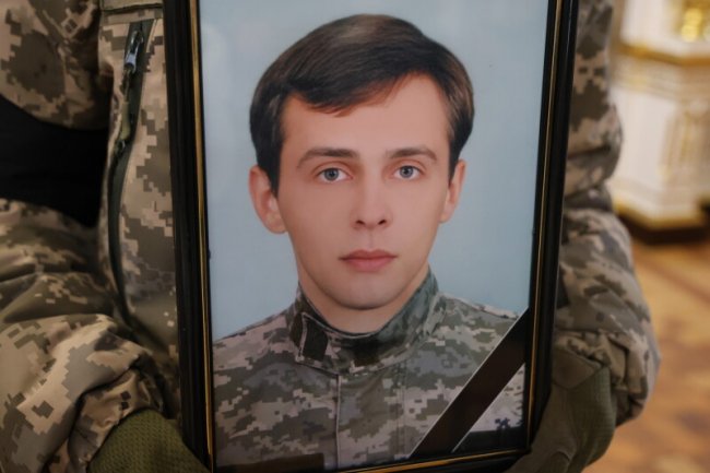 Луцька громада попрощалася з двома Героями - Вадимом Радюком та Романом Сокольським