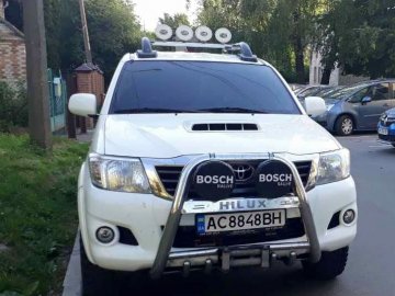 У Луцьку через «автохама» комунальники не вивозять сміття