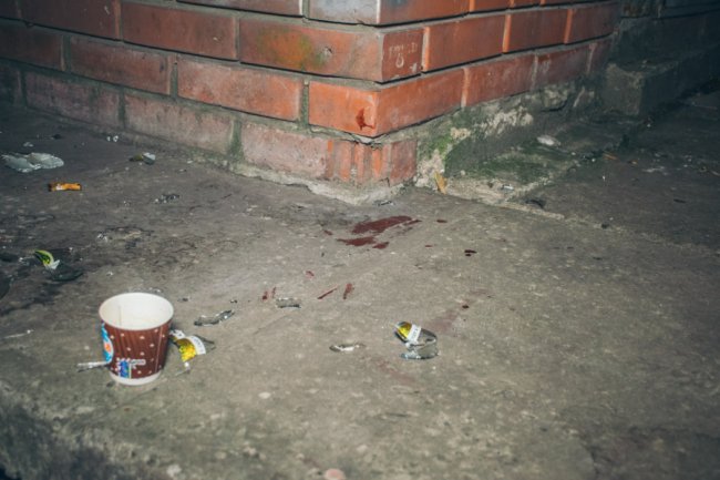 Повернення «Синього кита»: у центрі Києва школярка порізала вени