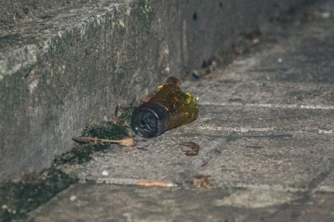 Повернення «Синього кита»: у центрі Києва школярка порізала вени