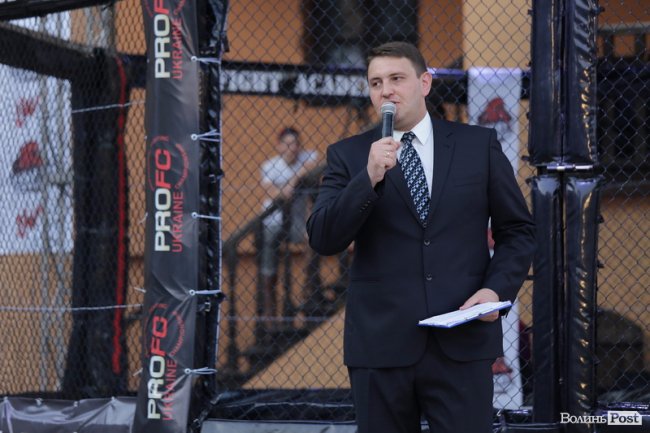 Турнір зі змішаних єдиноборств у Луцькому замку: як це було