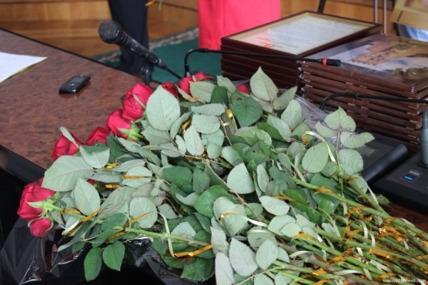 У луцькій мерії привітали представників торгівлі. ФОТО