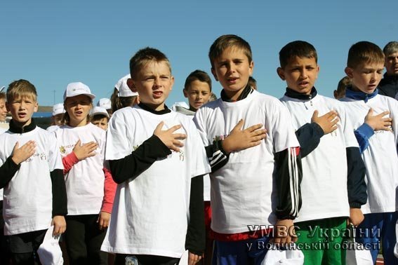 Правоохоронці популяризували здоровий спосіб життя серед луцьких школярів. ФОТО. ВІДЕО