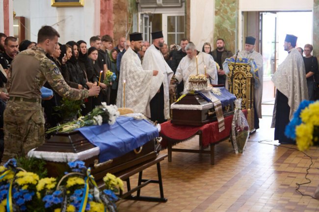 У Луцьку попрощалися з Героями Святославом Смалем та Михайлом Малкушем