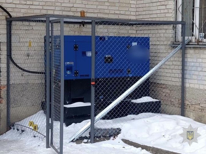 Чоловік у Луцьку розстріляв генератор живлення базової станції зв’язку