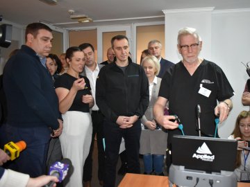 Міністр Ляшко приїхав подивитися, як британці вчать лікарів у Луцьку