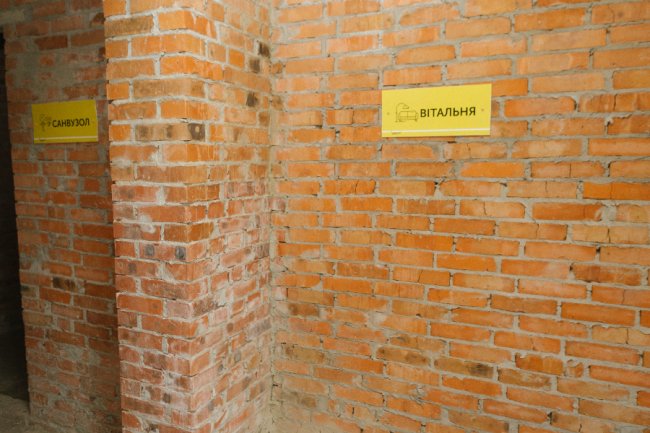 У ЖК «Струмочок» під Луцьком продають збудований котедж*