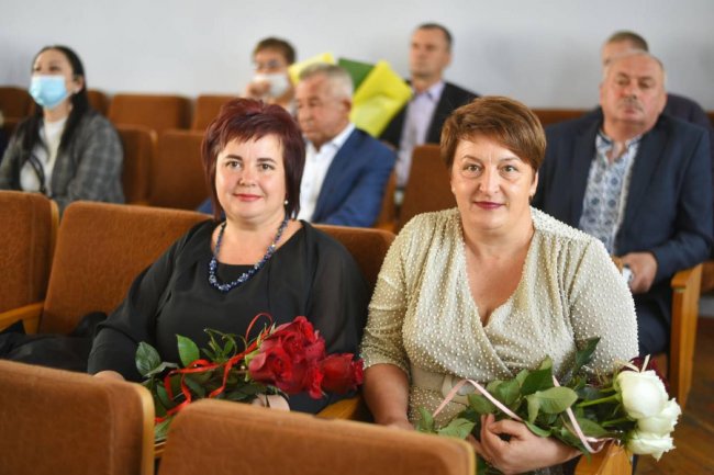 До Дня вчителя нагородили освітян у Луцькому районі. ФОТО