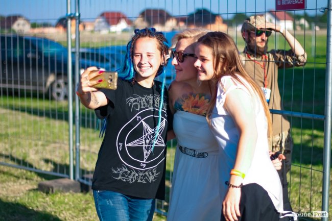 «Шикидим», лірика і вибуховий «O.Torvald»: перший день «Бандерштату». ФОТО