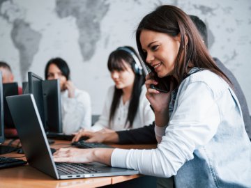 Кол-центр для інтернет-магазину на аутсорсингу: у чому переваги