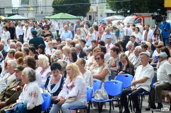 Вишите святкування Дня Незалежності у Луцьку. ФОТОРЕПОРТАЖ