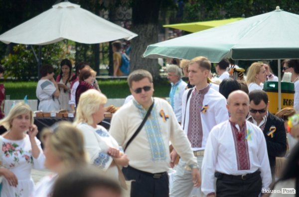 Вишите святкування Дня Незалежності у Луцьку. ФОТОРЕПОРТАЖ