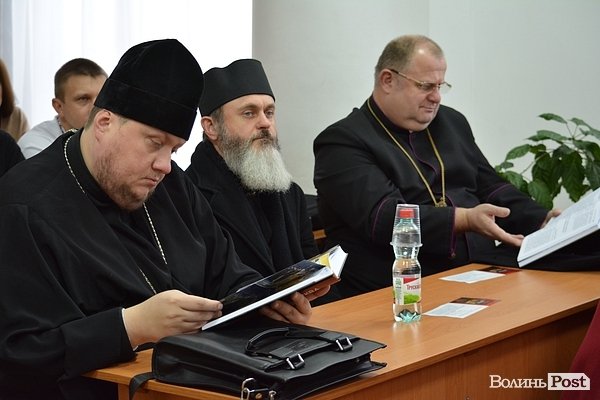 «Росіяни ховали цю книжку, щоб інші не побачили», - автор книги «Майдан і Церква»  у Луцьку. ФОТО