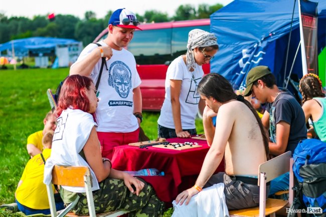 «Шикидим», лірика і вибуховий «O.Torvald»: перший день «Бандерштату». ФОТО