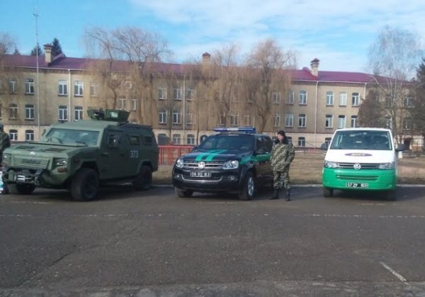 Луцьких прикордонників проводжали на Схід. ФОТО