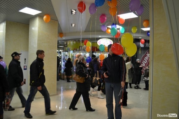Відкрили луцький ЦУМ. ФОТО 