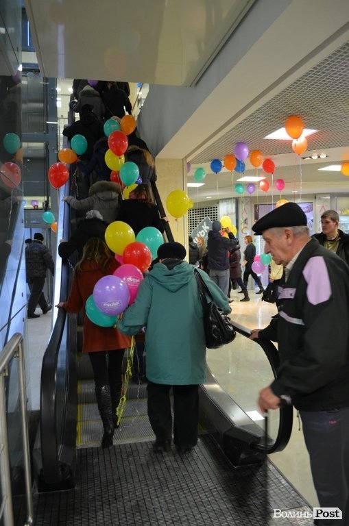 Відкрили луцький ЦУМ. ФОТО 