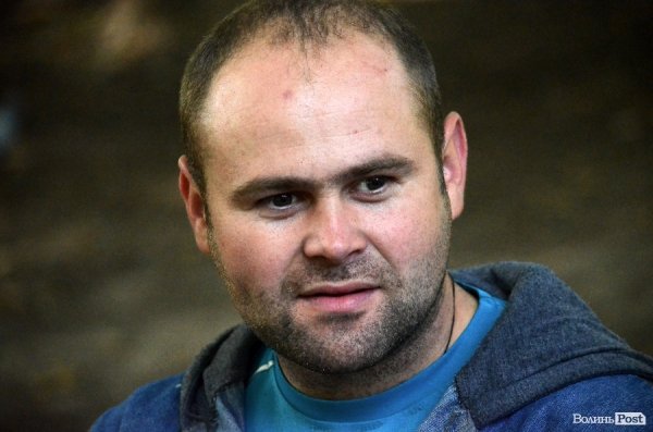 Лучани винесли 150 мішків сміття з скверу Героїв Майдану. ФОТО 