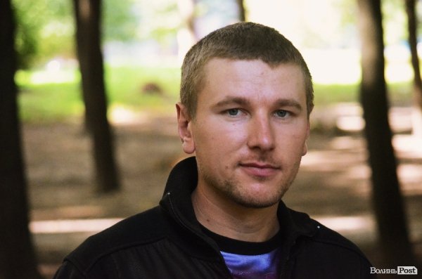 Лучани винесли 150 мішків сміття з скверу Героїв Майдану. ФОТО 