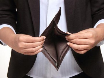 Волинським педагогам несвоєчасно виплатили зарплату та відпускні